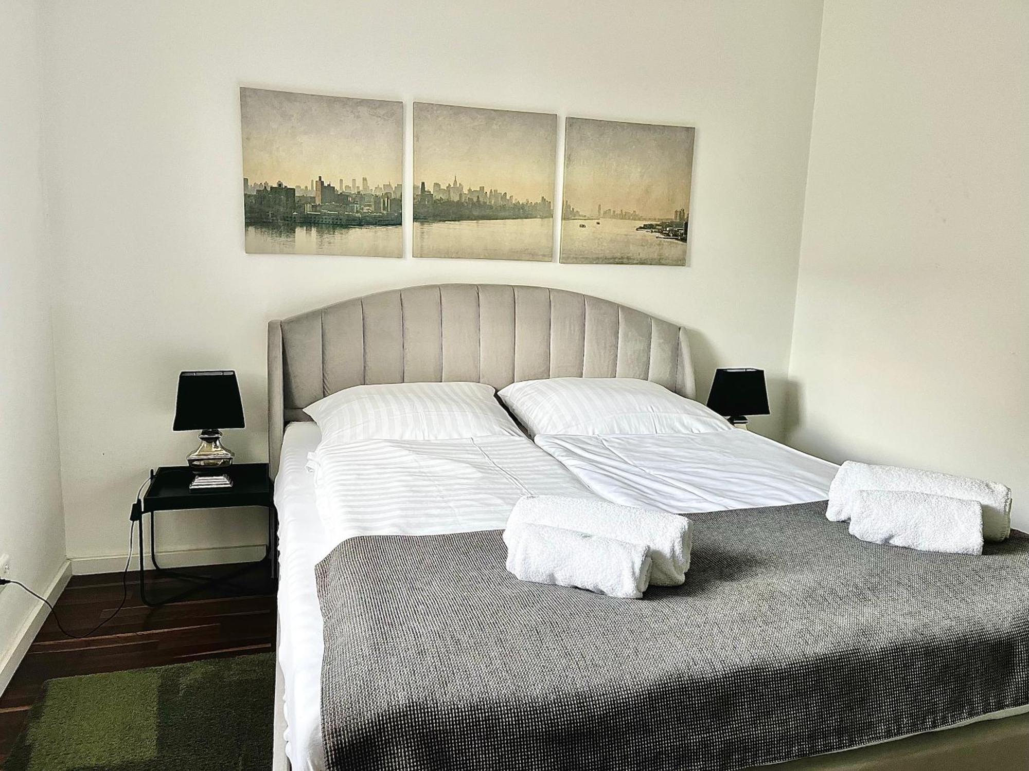 Ferienwohnung Falkenstr. Enger Экстерьер фото
